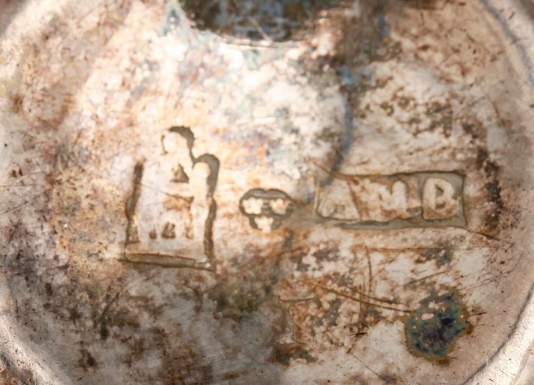 TUMLARE, silver, sannolikt Anders Ulfsberg, Nyköping (verksam 1762-1805). Vikt ca 14 g.