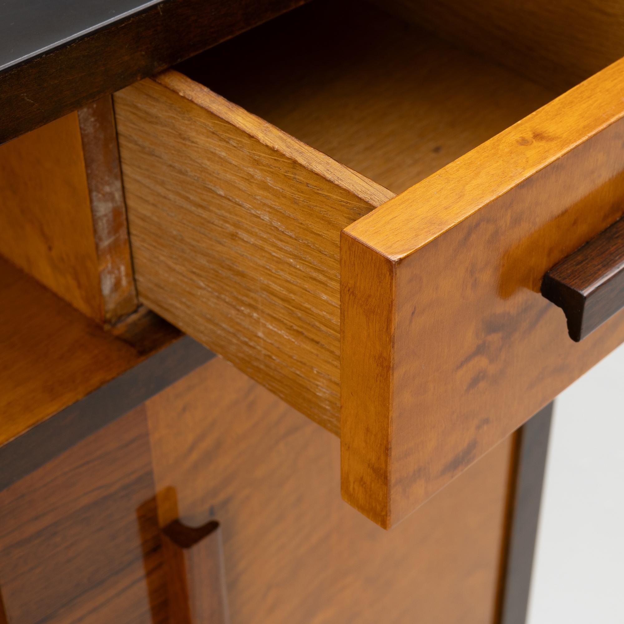 Svenska Möbelfabrikerna, sängbord, ett par, "Svea", Bodafors, 1930-tal.