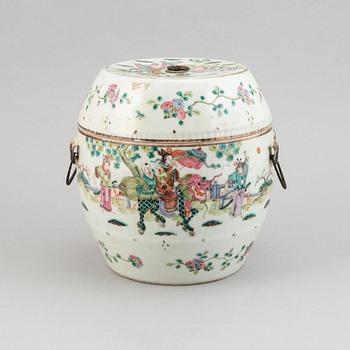 Matlåda, porslin. Qingdynastin, omkring 1900.