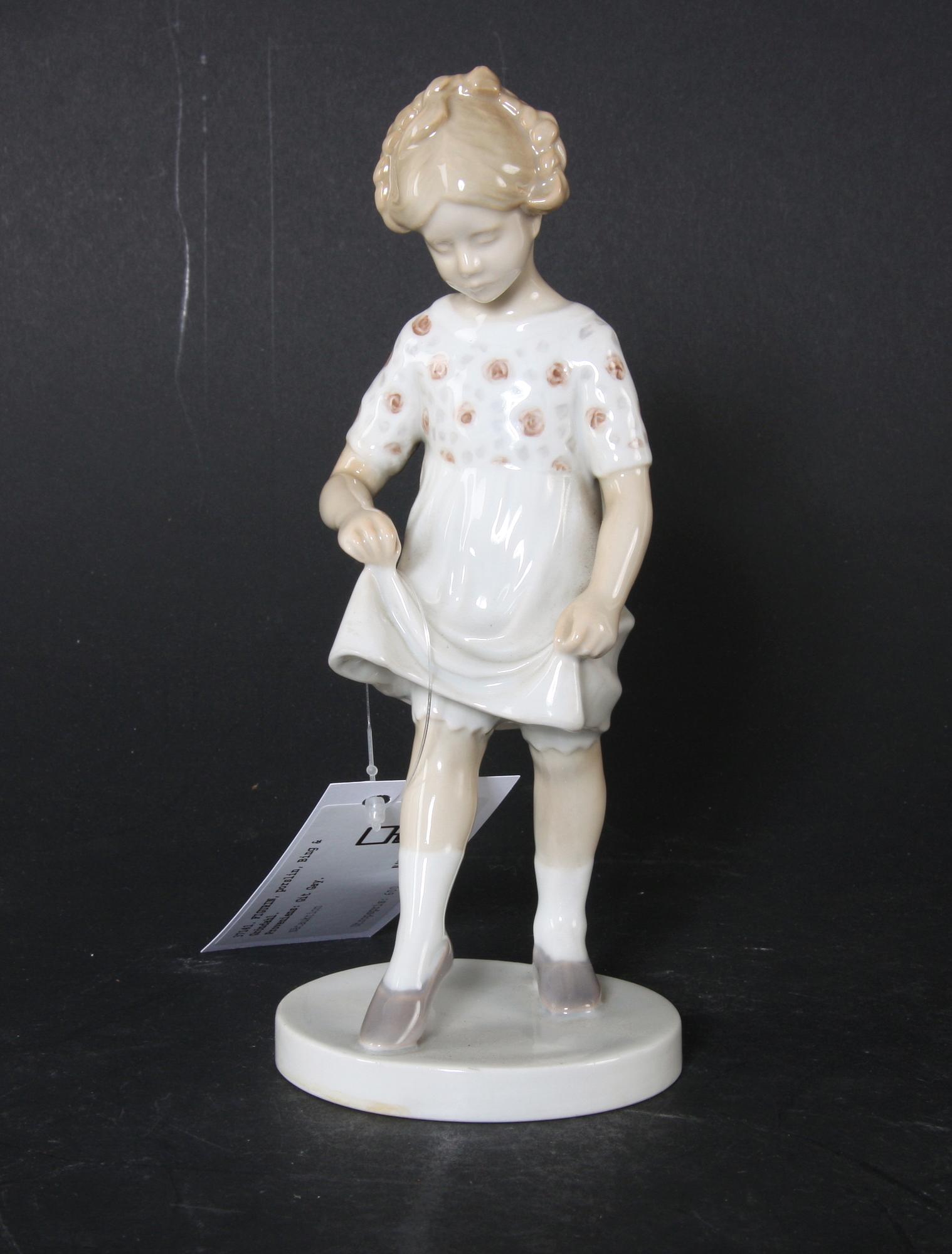 FIGURIN, porslin, Bing & Gröndahl.
Proveniens: Git Gay.