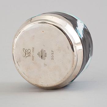 SKÅL, sterlingsilver och emalj, Anton Michelsen, Köpenhamn, 1990-tal.