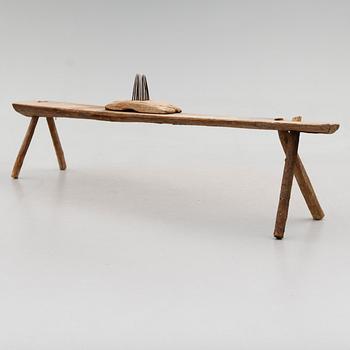 KARDNINGSBÄNK, allmoge, 1800-tal.