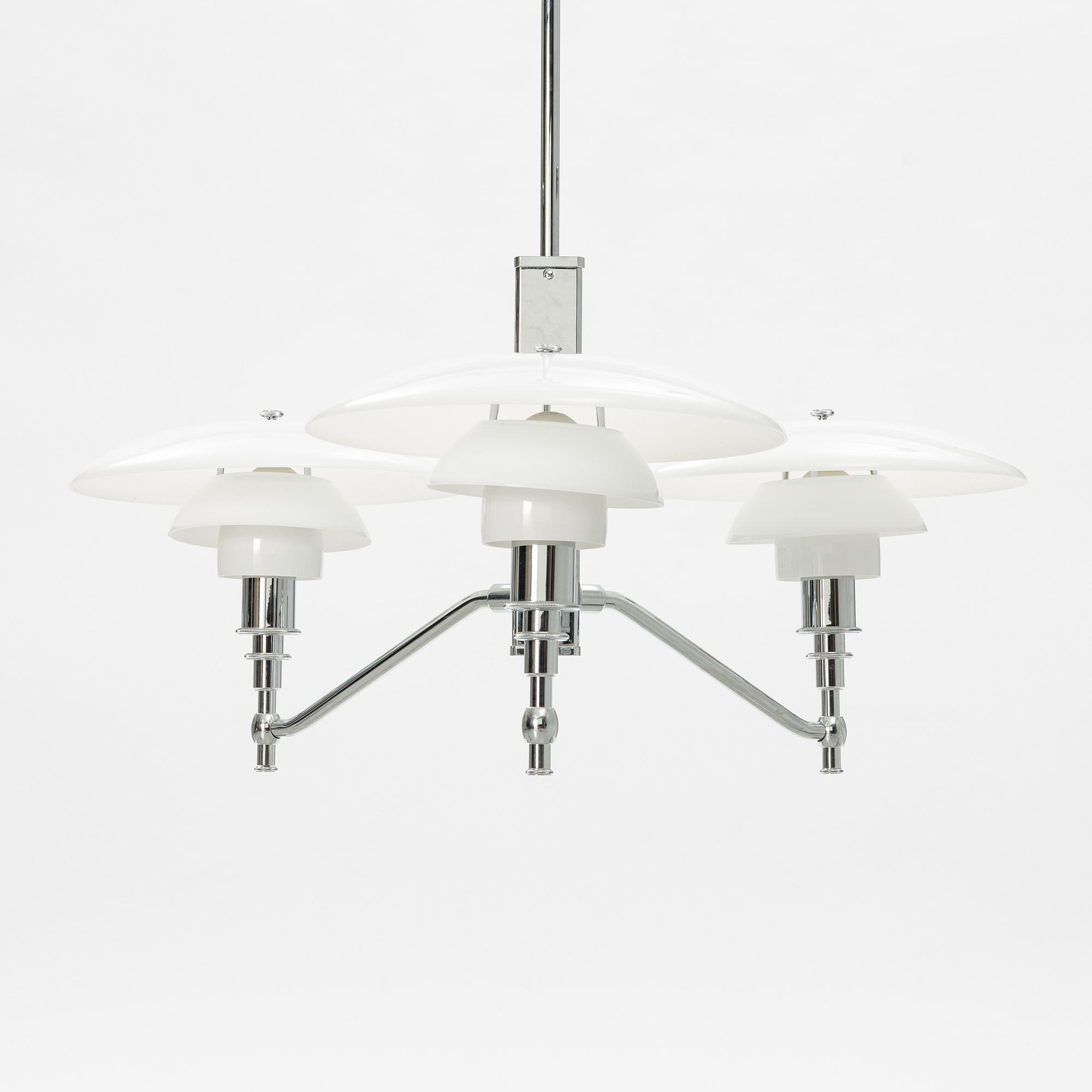 Poul Henningsen, taklampa, "PH 3/2 Akademi", Louis Poulsen, Danmark.