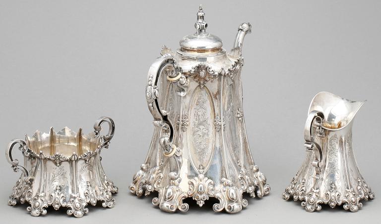 KAFFESERVIS, 3 delar, silver, götisk modell, Lindbäck, Nederkalix 1898. Tot vikt ca 1846 gram.