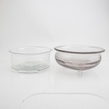 Signe Persson-Melin, a set of two glass bowls Kosta Boda samples.