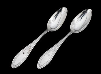 SKEDAR, ett par, silver, 1797. Otydl. stadsstämpel och mästarstämpel. Tot. vikt. 117 g.