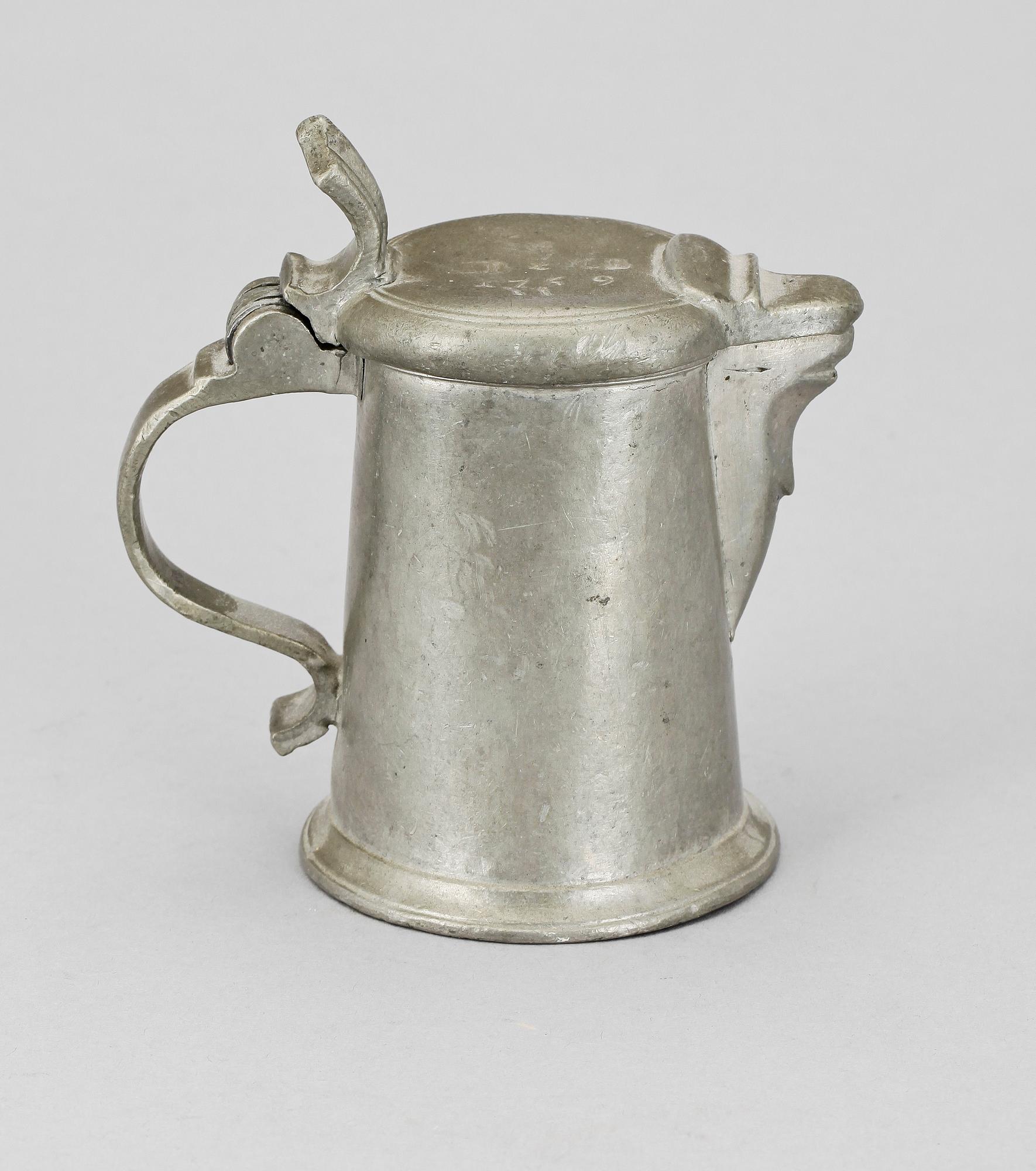 MÅLKÄRL, tenn, Baltzar Rokus, verksam 1743-1788 i Arboga. Kontrollerad 1769.