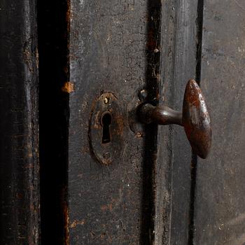 DÖRRAR, ett par, 1800-talets första hälft.