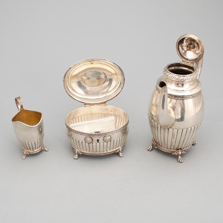 KAFFESERVIS, 3 delar, silver, empirestil, CF Carlman, Stockholm 1912-13. Tot ca 1190 gram.