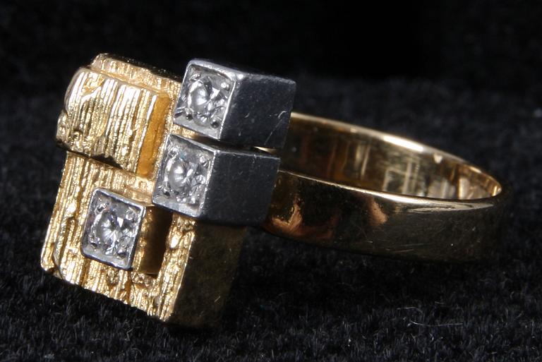 RING, 18K guld, diamanter. Lapponia, 1976.