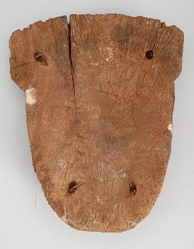 MASK, skuret trä, Egypten, sannolikt sentid 664-331 f Kr.