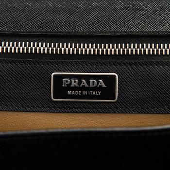 Prada, portfölj.