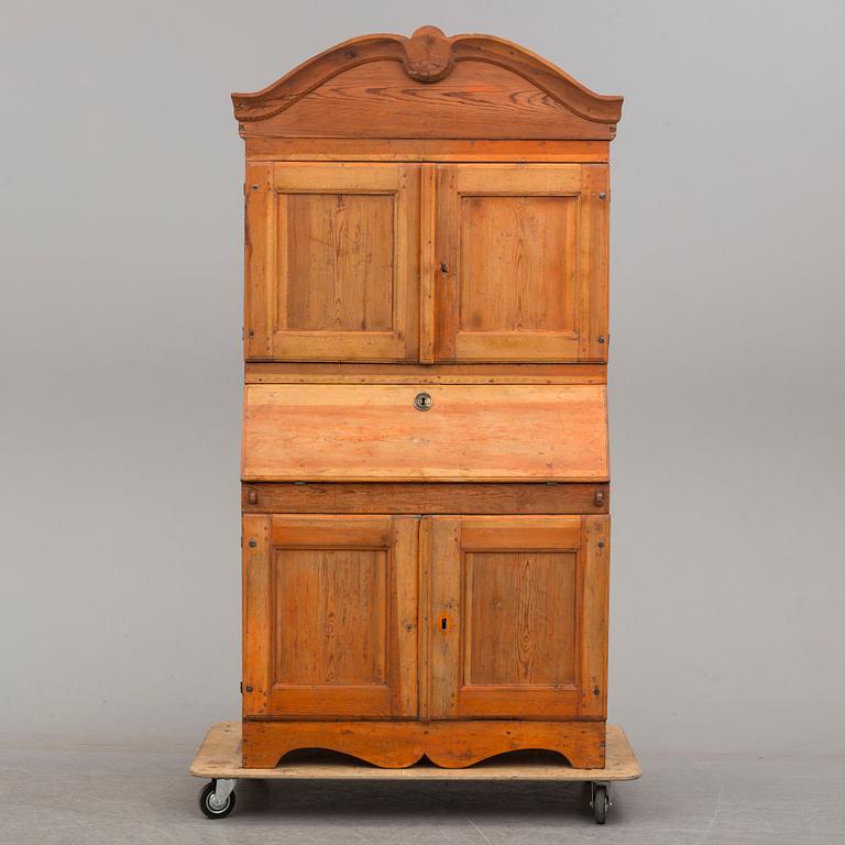 a painted wooden cabinet from the 19th century.