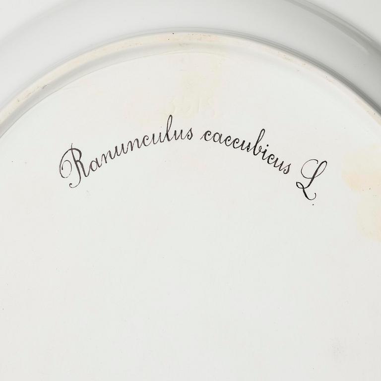 A set of two Royal Copenhagen 'Flora Danica' serving dishes, Denmark, 20th century.