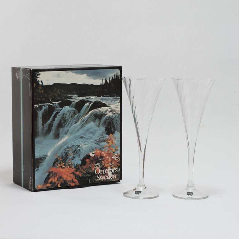 CHAMPAGNEGLAS, 14 st, "Helena", Gunnar Cyrén, Orrefors.