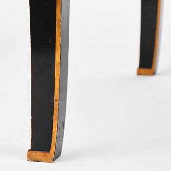 Carl Hörvik, a Swedish Grace desk, Nordiska Kompaniet, for Les Arts Décoratifs Suédois, Paris, 1928.