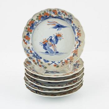 A set of six Japanese imari verte dishes, Meiji period (1868-1912).