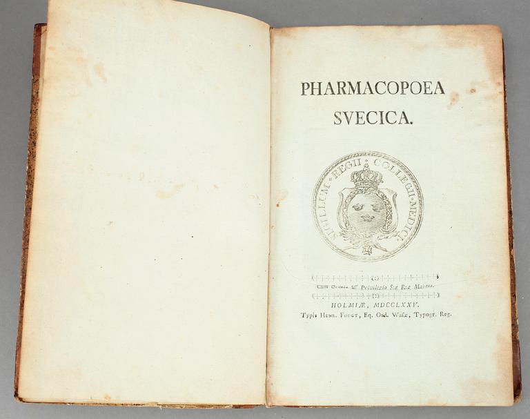 BÖCKER OM MEDICIN, 4 st, bla Hus och Rese-Apoteque, av Rosén von Rosenstein, Stockholm 1772.