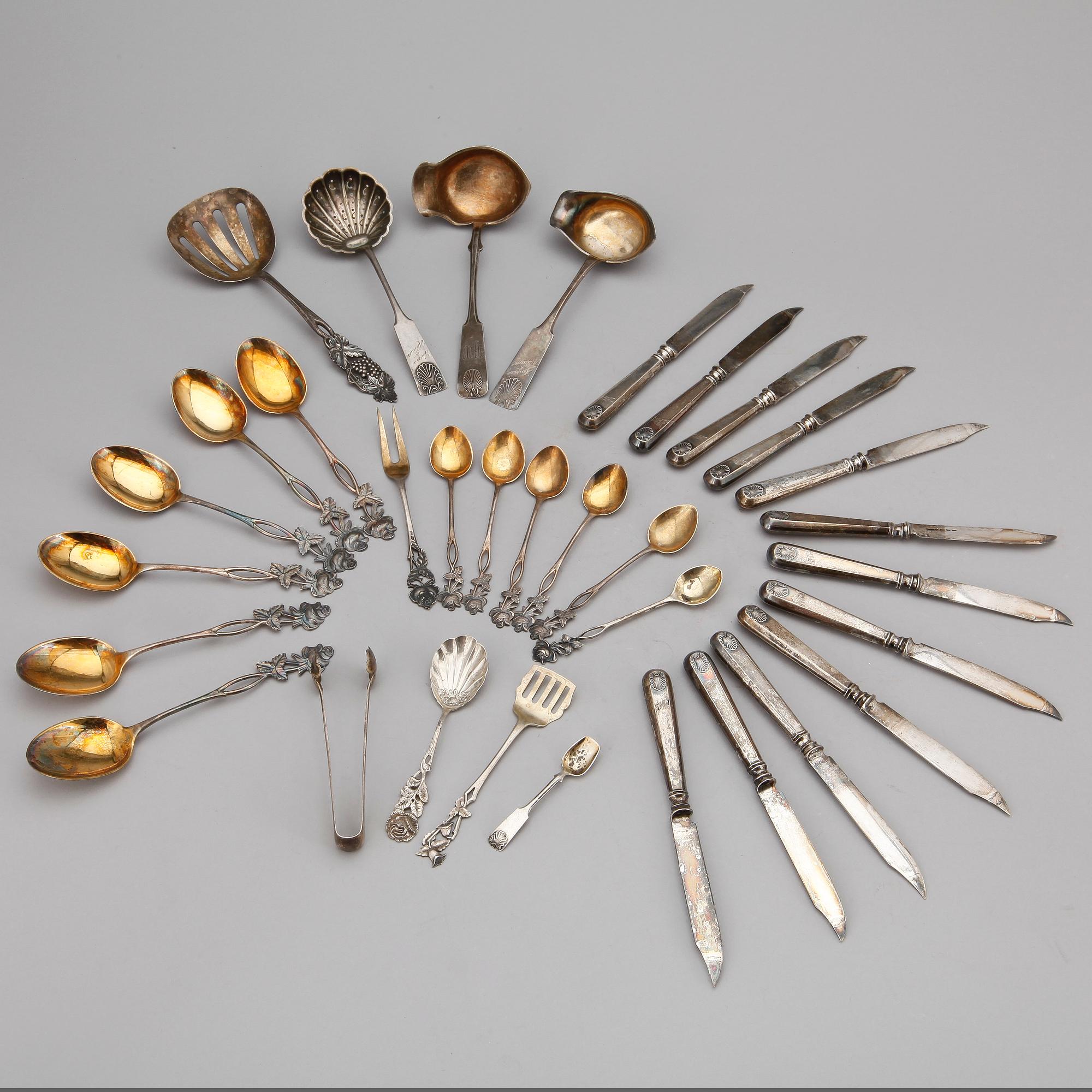 PARTI BESTICK, 33, silver, mestadels Finland. Total vikt ca 805 gram.