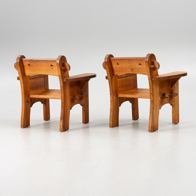 David Rosén, a pair of 'Berga' armchairs, Nordiska Kompaniet, 1940s.
