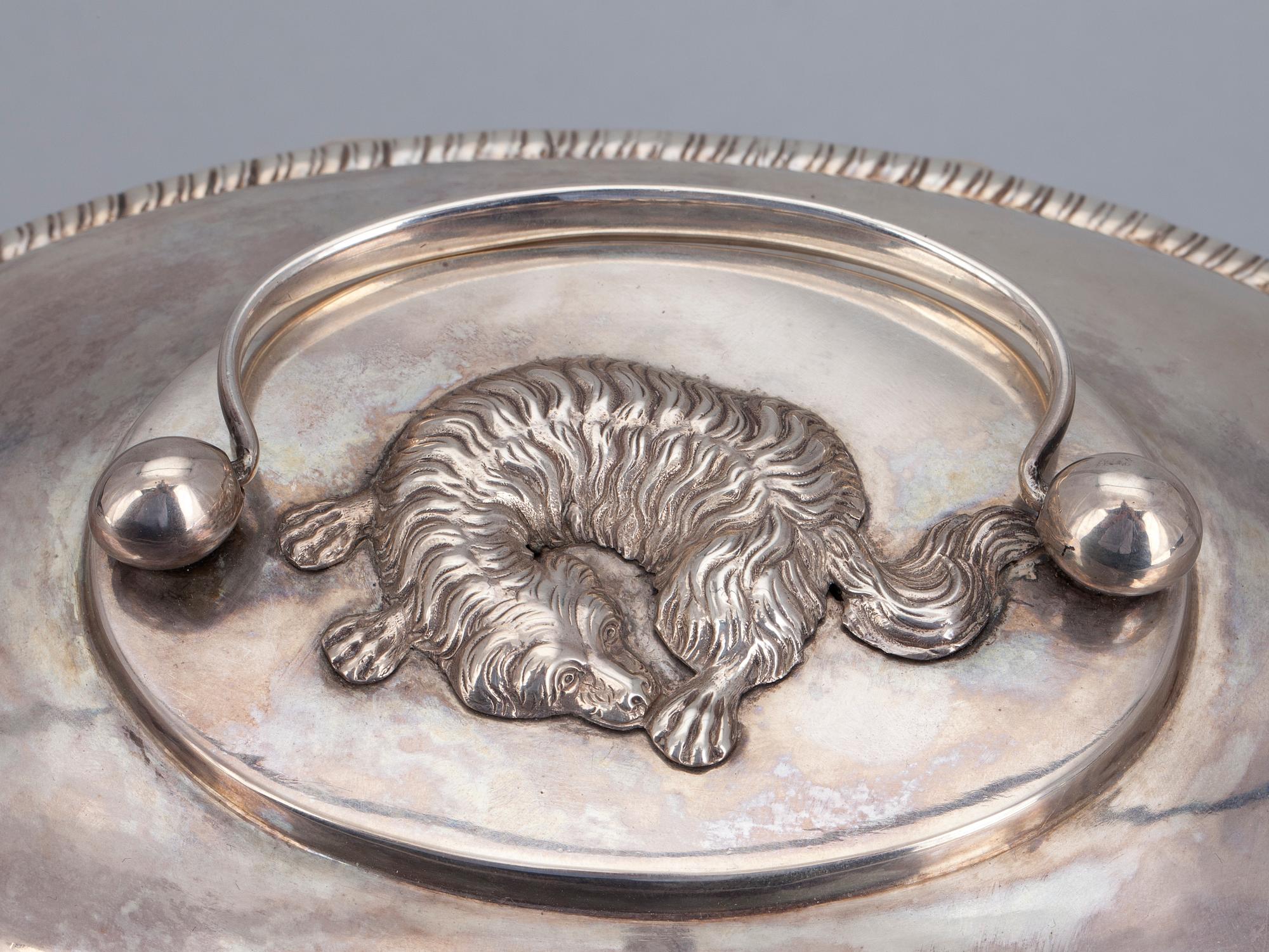 SOCKERSKRIN, silver, empire, Anders Lundqvist, Stockholm 1820. Vikt ca 700 gram.