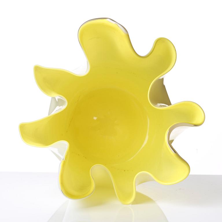 Paolo Venini, & Fulvio Bianconi, a "Fazzoletti" glass vase, Venini, Murano, Italy.