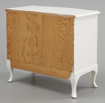 BYRÅ, rokokostil, 1900-tal.