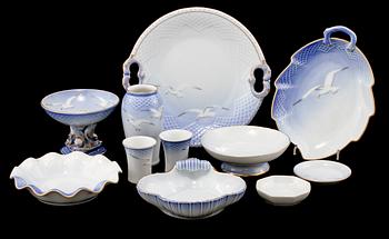 SERVISDELAR, 61 st, porslin, "Måsen", Bing & Gröndahl, 1900-talets andra hälft.