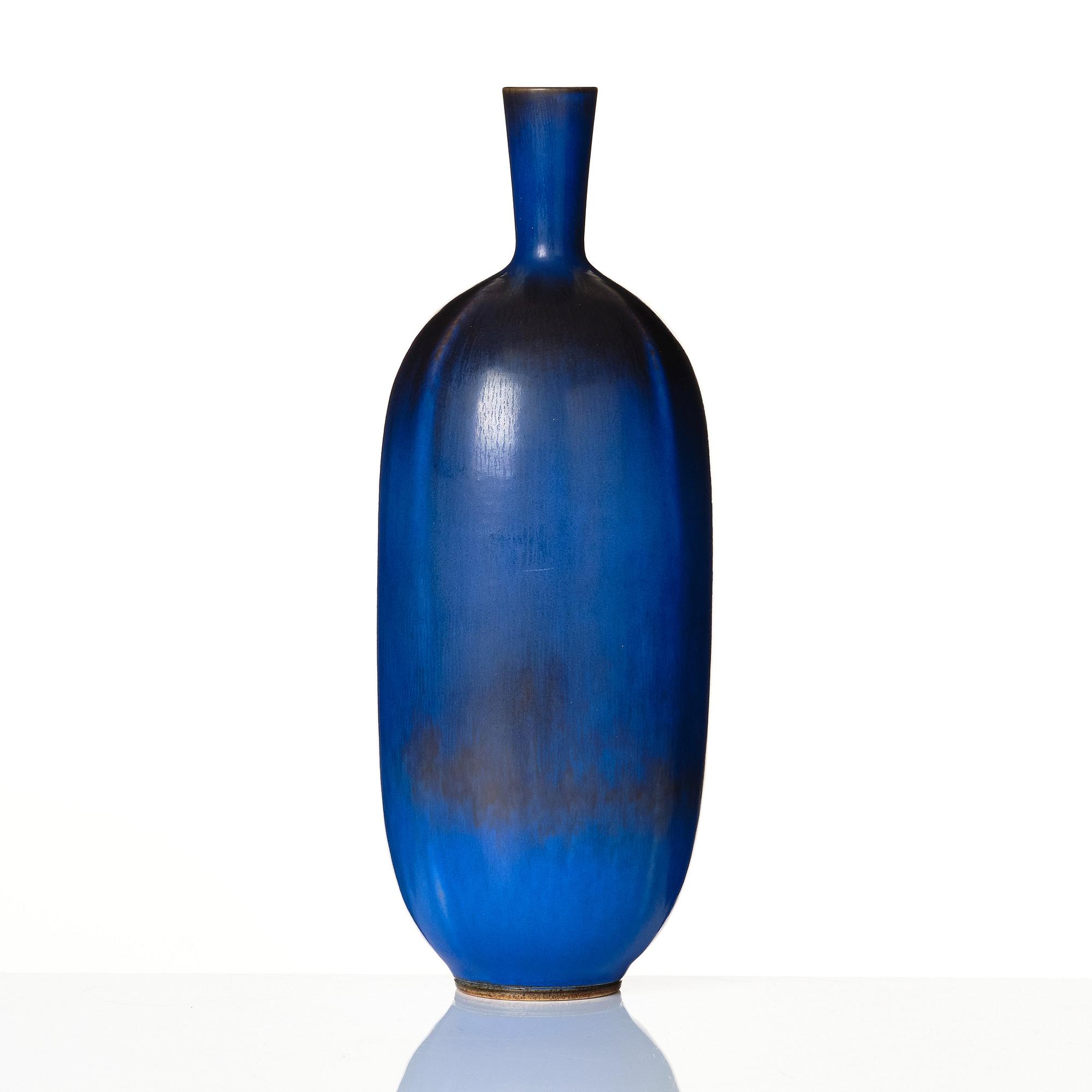 Berndt Friberg, a stoneware vase, Gustavsberg studio, Sweden 1954.