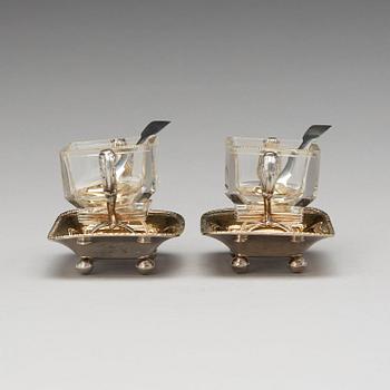 A pair of Swedish 19th century parcel-gilt silver and glass jelly-bowls, mark of Carl Tengstedt, Gothenburg 1839.