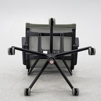 Charles & Ray Eames, kontorsstol "EA 108" för Vitra, 2015.