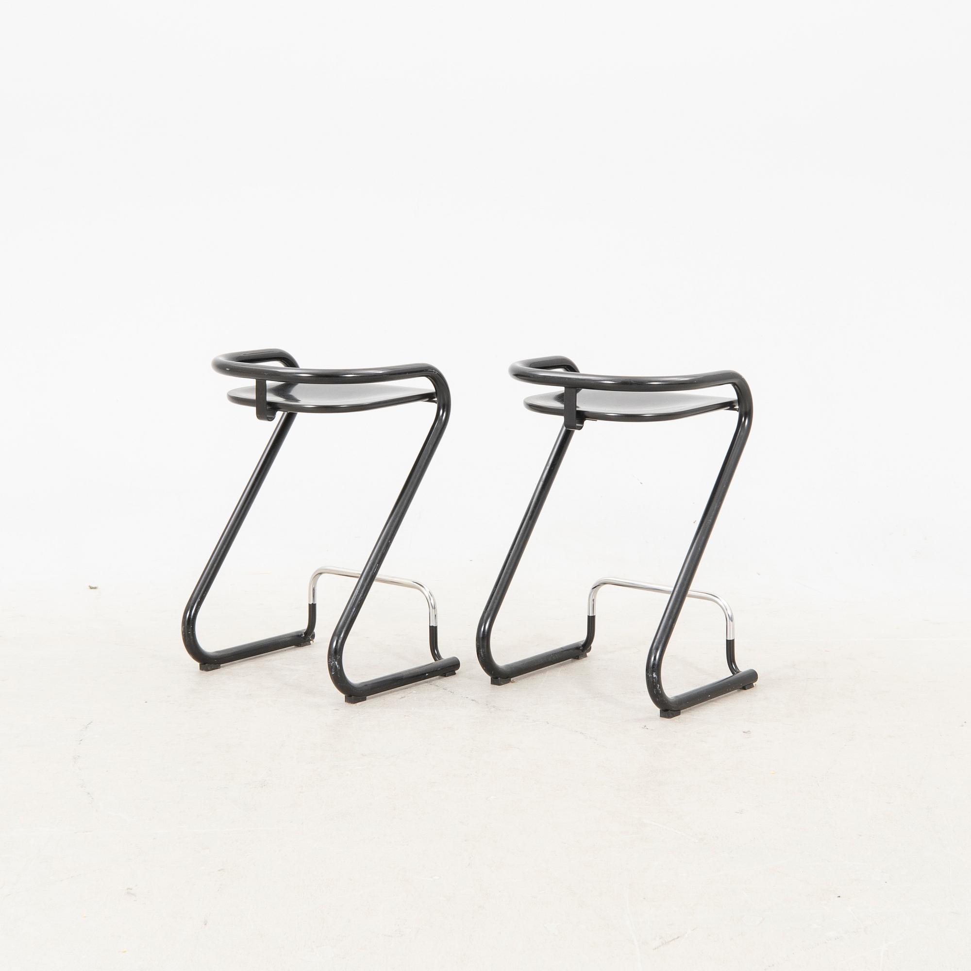 A pair of model S70-3 barstool by Börge Lindau & Bo Lindekrantz for Lammhults, 1994.