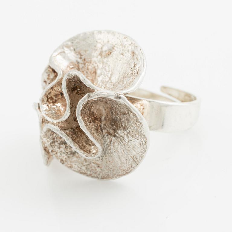 Theresia Hvorslev, bracelet, ring, pendant, earrings, 1 pair, sterling silver, chain, silver, Lidköping 1977, 1976, 1978 and 1973.