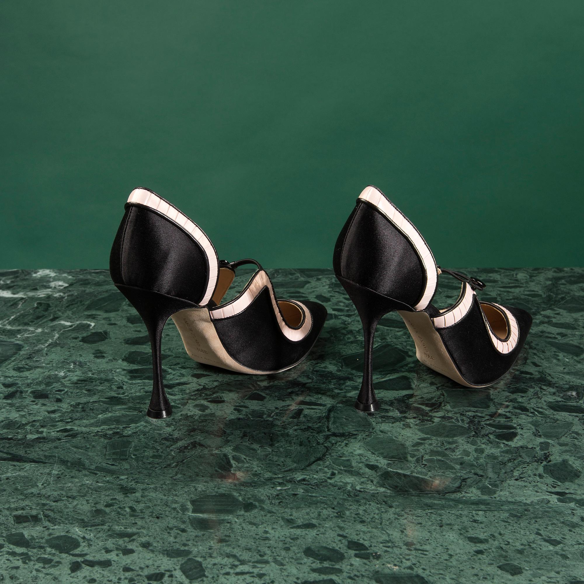 PUMPS, MANOLO BLAHNIK, storlek 39,5.