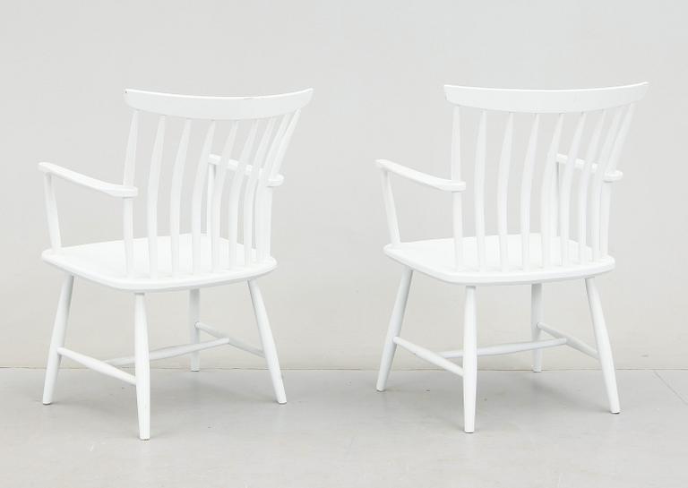 KARMSTOLAR, ett par, "Åkerblomstolen", omkring 1900-talets mitt.