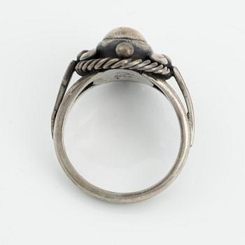 Georg Jensen,  ring och ett par örhängen, silver.