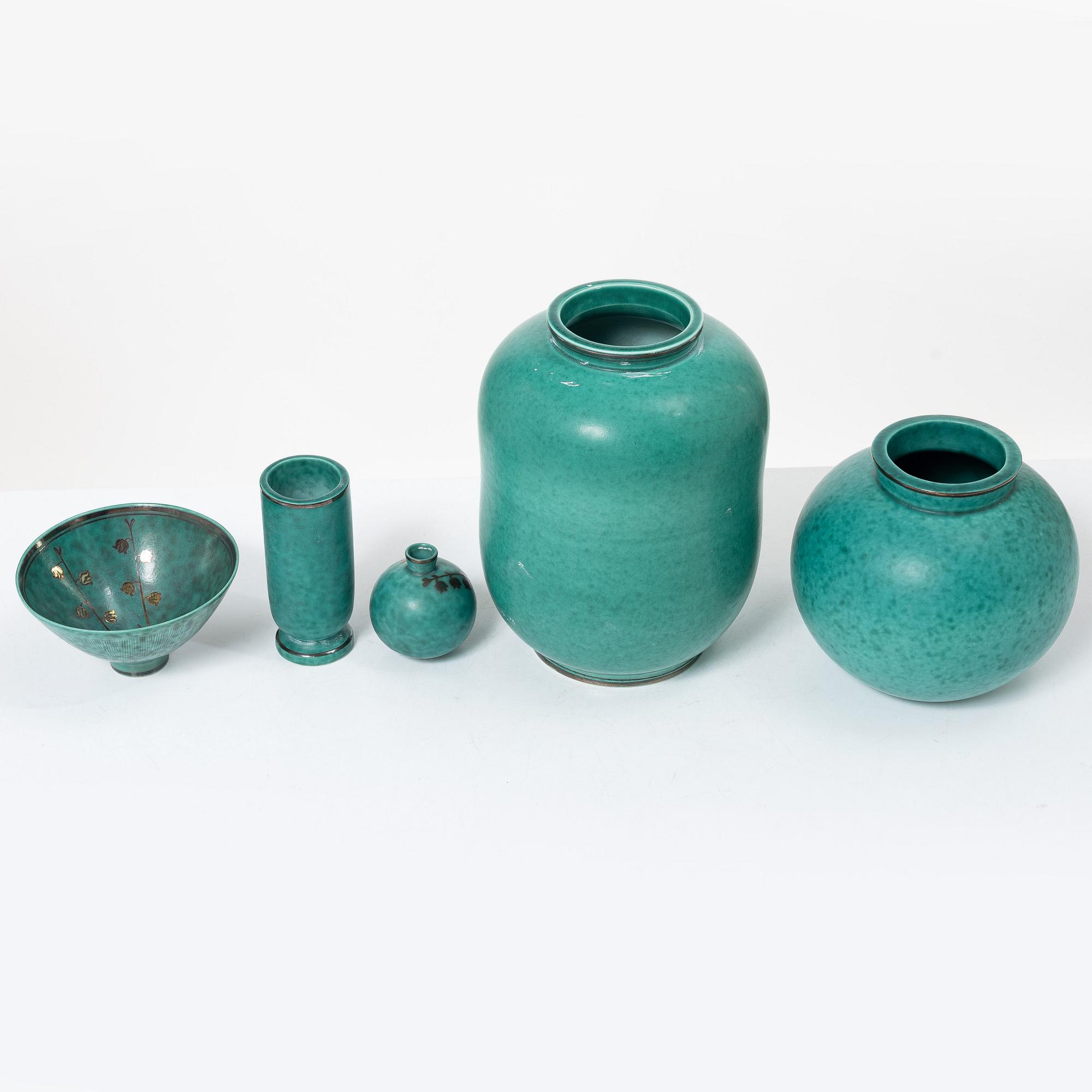 Wilhelm Kåge, A group lot of five Swedish 'Argenta' vessels, 20th century.