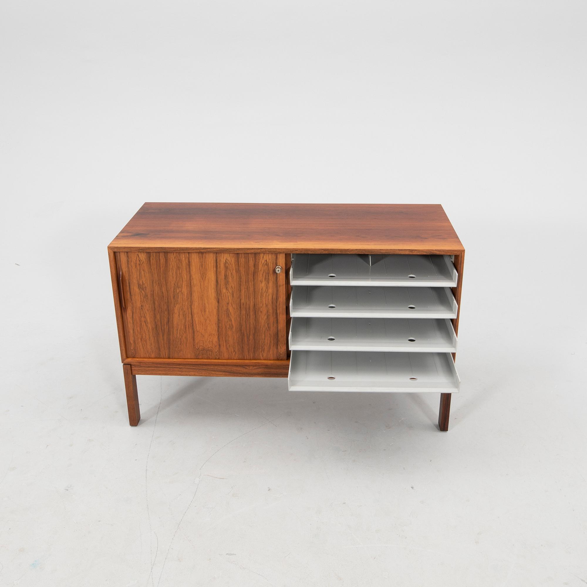 Sideboard manufacturer possibly Lelångs Möbelfabrik 1950/60s.