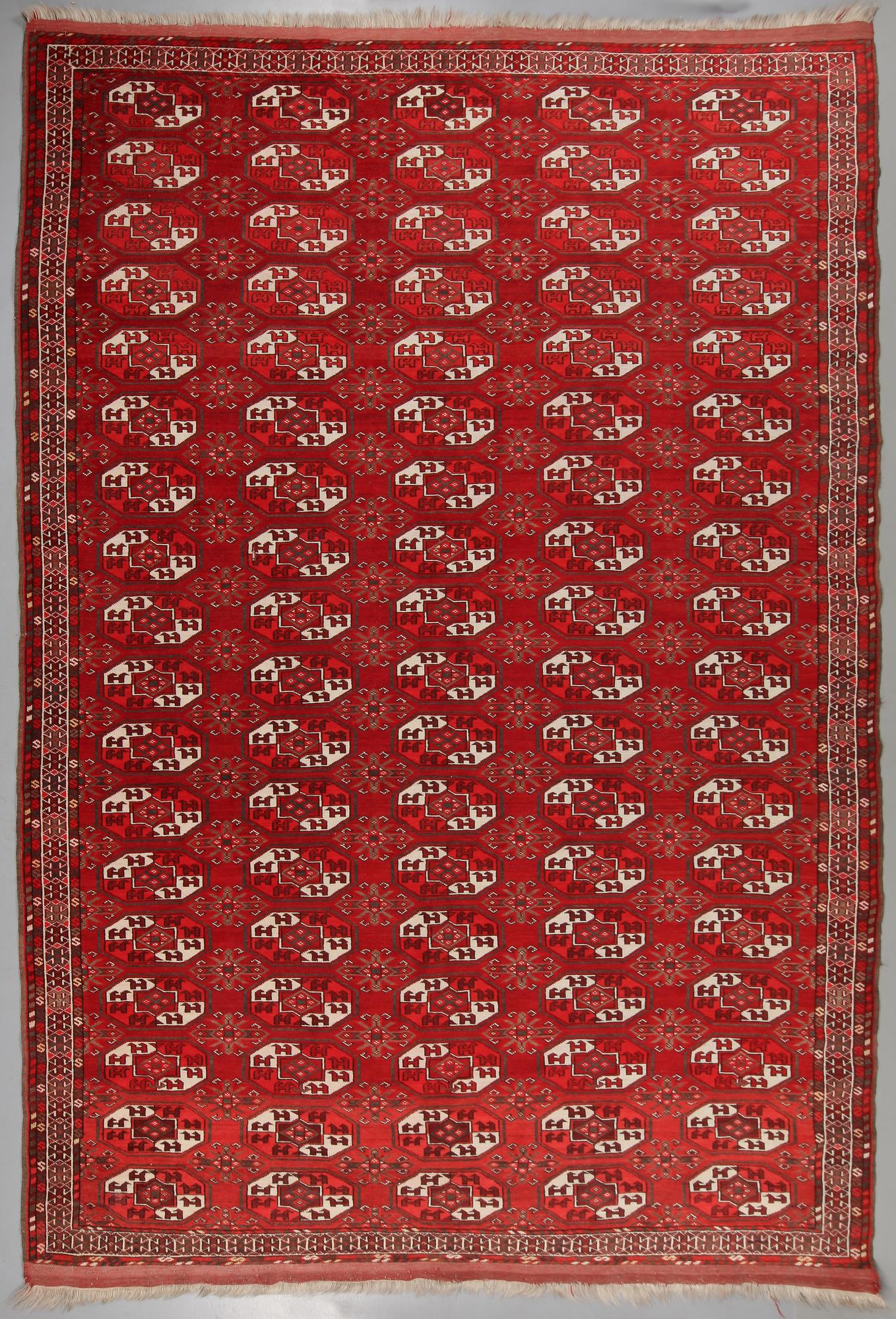 MATTA, Turkmen, 330x202 cm, 1900-talets första hälft.