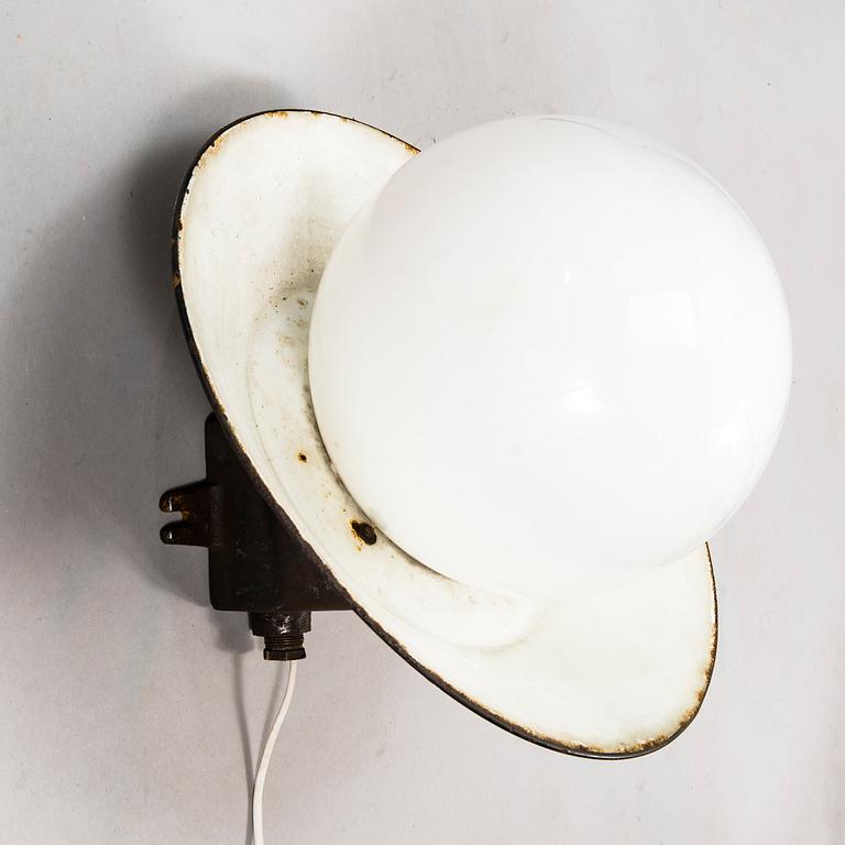 PAAVO TYNELL, a 1930/1940's '2601-23,' wall light for Taito Finland.