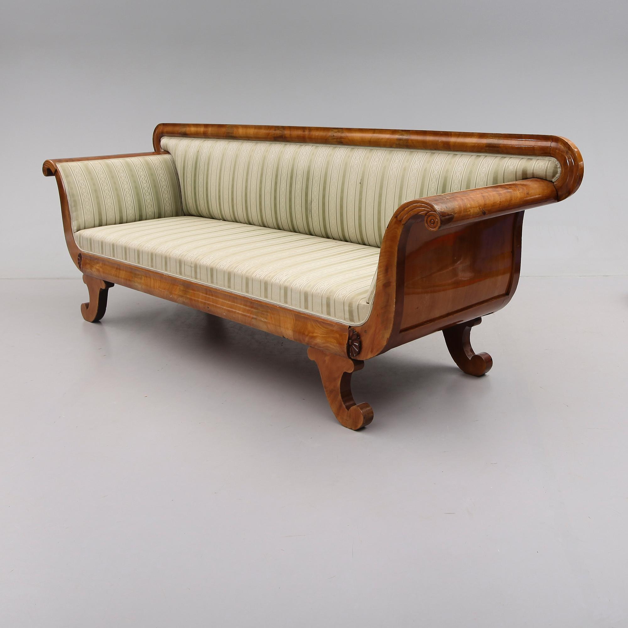 SOFFA, Karl Johan, 1800-talets mitt.