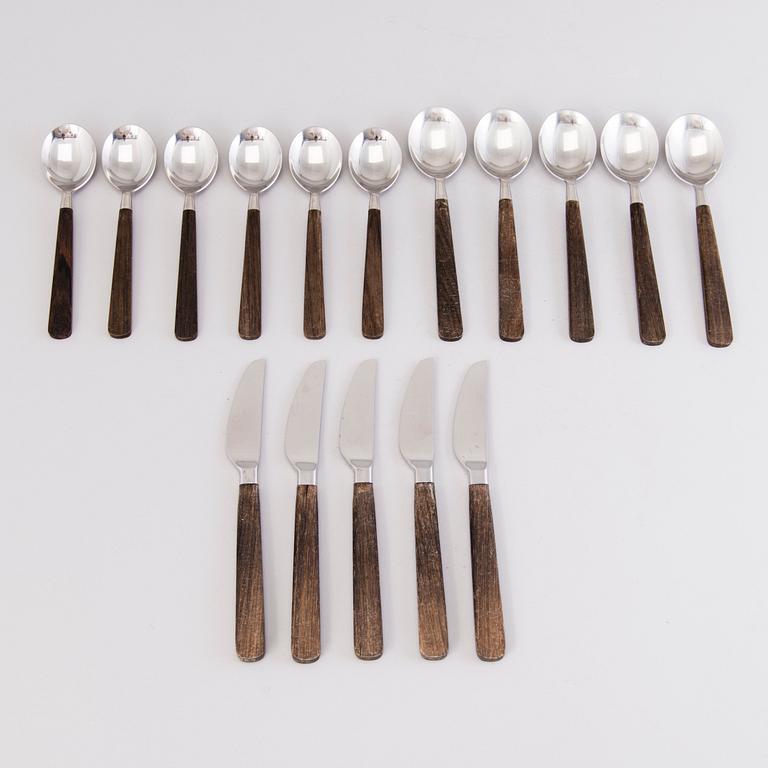 BERTEL GARDBERG, aterimia, 107 osaa, "Lion de Luxe", Hackman / Sorsakoski.