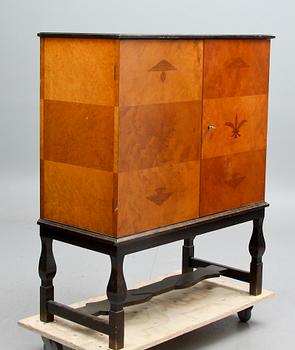 SKÅP, "Haga", Carl Malmsten, Nordiska Kompaniet, 1920-tal.
