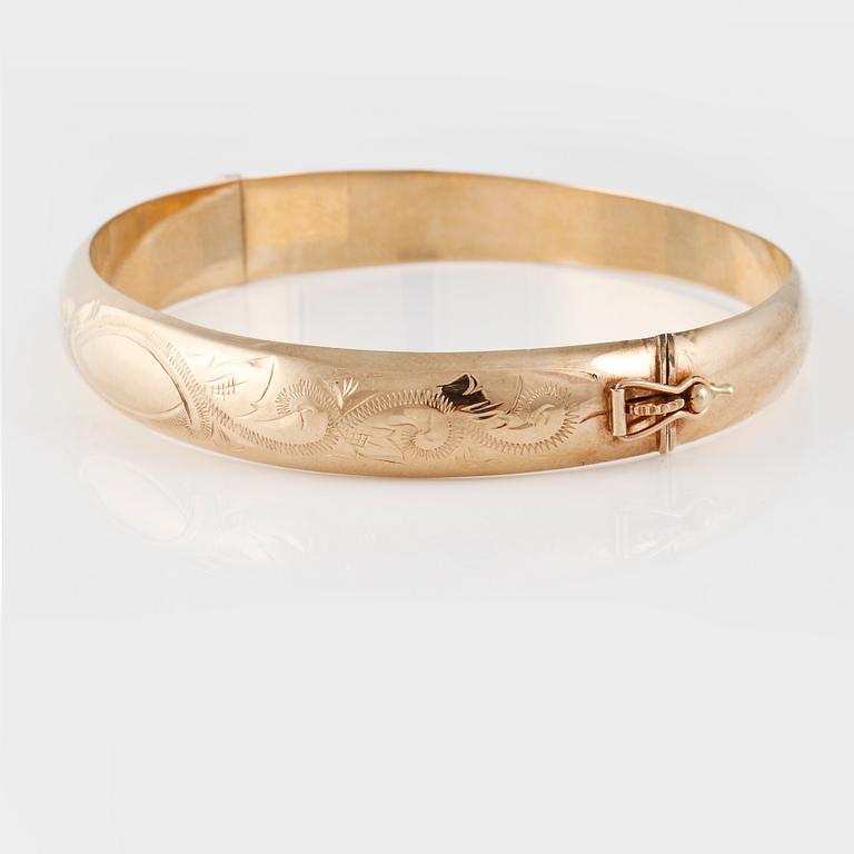 ARMRING, 18K guld, Ceson, Göteborg, 1977. Vikt 14,2 gram.