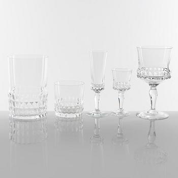 Ingeborg Lundin, glasservis, 41 delar, "Silvia", Orrefors.