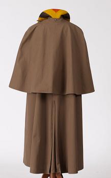 HERRCAPE, Hermès, "Inverness cape".