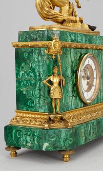 BORDSPENDYL. Frankrike, 1800-talets mitt.