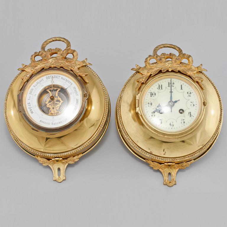 BAROMETER och UR, mässing, 1900-tal.