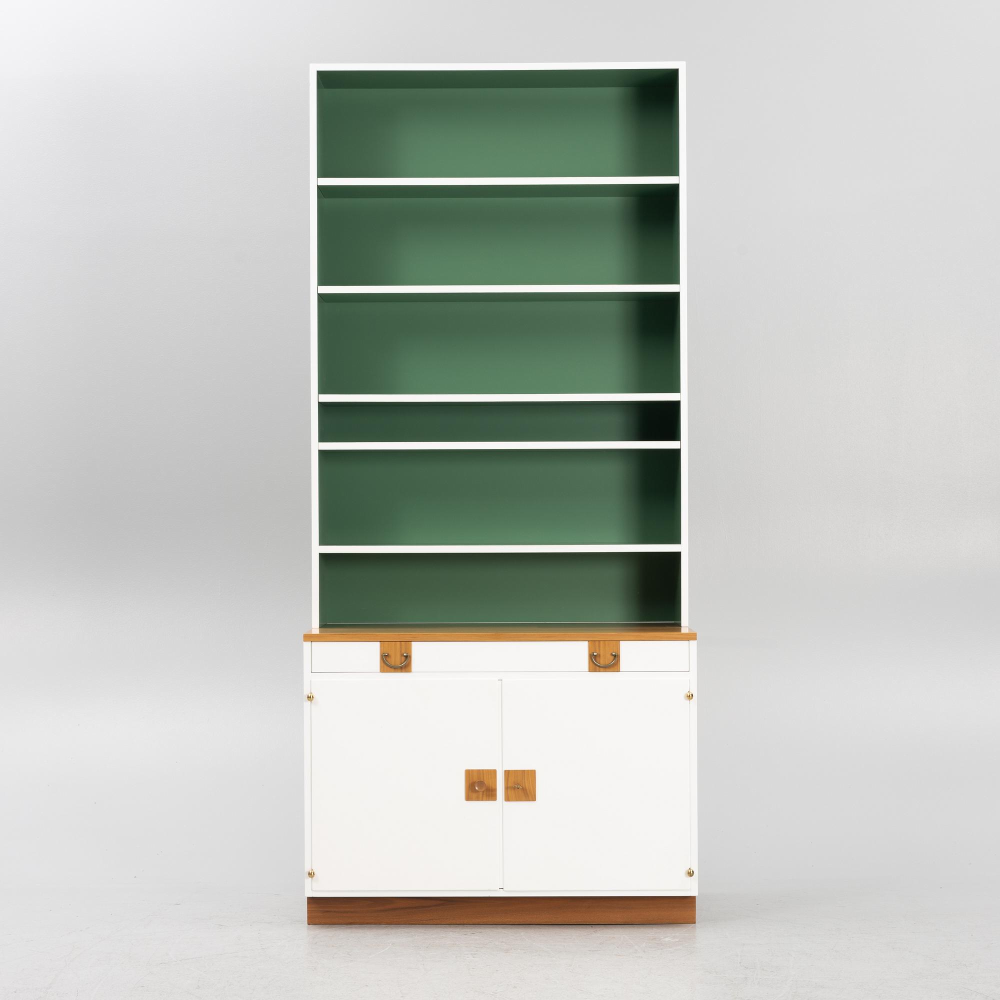 Josef Frank, bokhylla, Firma Svenskt Tenn, modell "B2255", efter 1985.