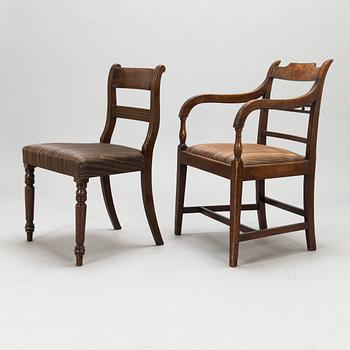Matbord och 8 stolar, mahogny, tageltyg, England, 1900-talets första hälft.